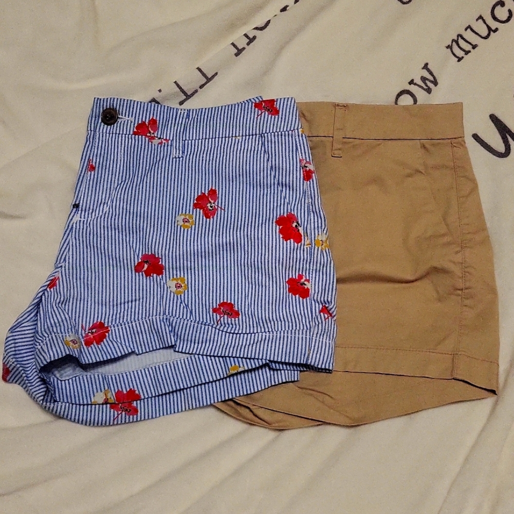2 Pair Women's Old Navy Every Day Shorts | Size 6